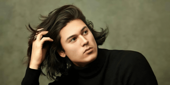 Scott Mun signs with Phirgun Mair Talent Agency