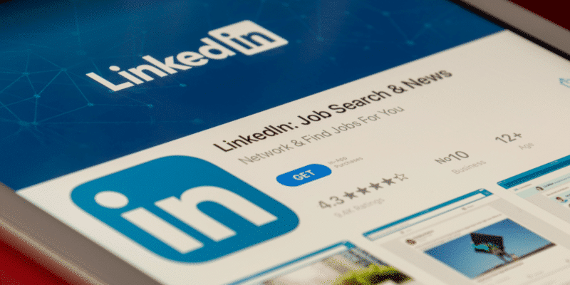 How To Generate Leads On LinkedIn from the VP of Marketing