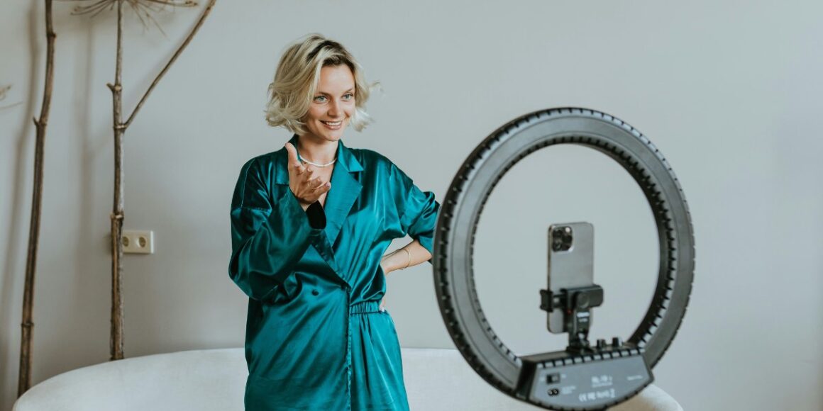 How Celebrities Curate Their Online Personas