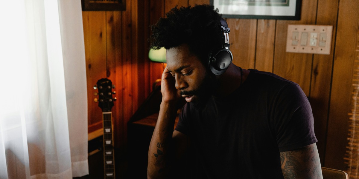 How to Start Recording Vocals at Home with Beginner-Friendly Tools (2)