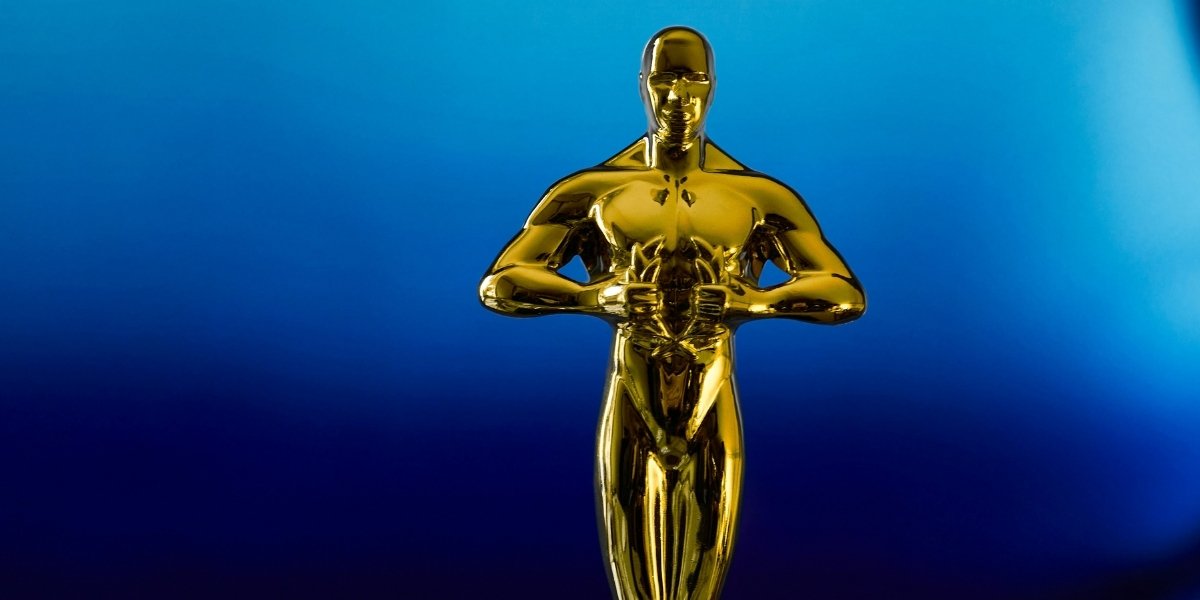 Hollywood Icon Tom Cruise Honored With Oscar After Decades of Blockbusters