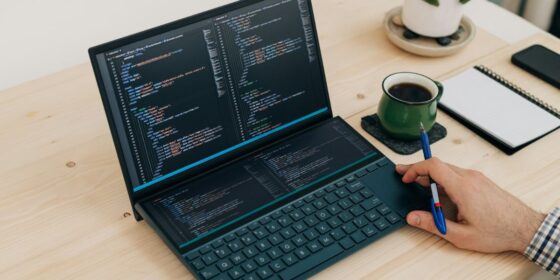 The Journey of a Score How Real-Time Data Reaches Your Screen