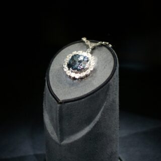 Caring for Tennis Necklaces: Diamond Preservation, Maintenance, and Long-Term Brilliance