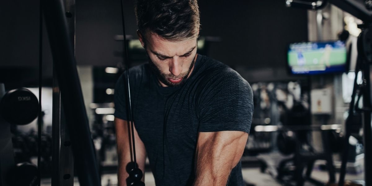 The Social Media Muscle Trend Putting Young Men’s Health at Risk